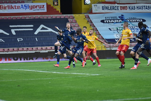 球员更替与 球员更替与